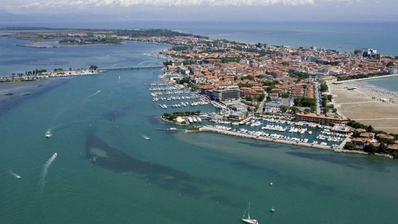 Appartamento Perco Riva Slataper Grado Exteriör bild